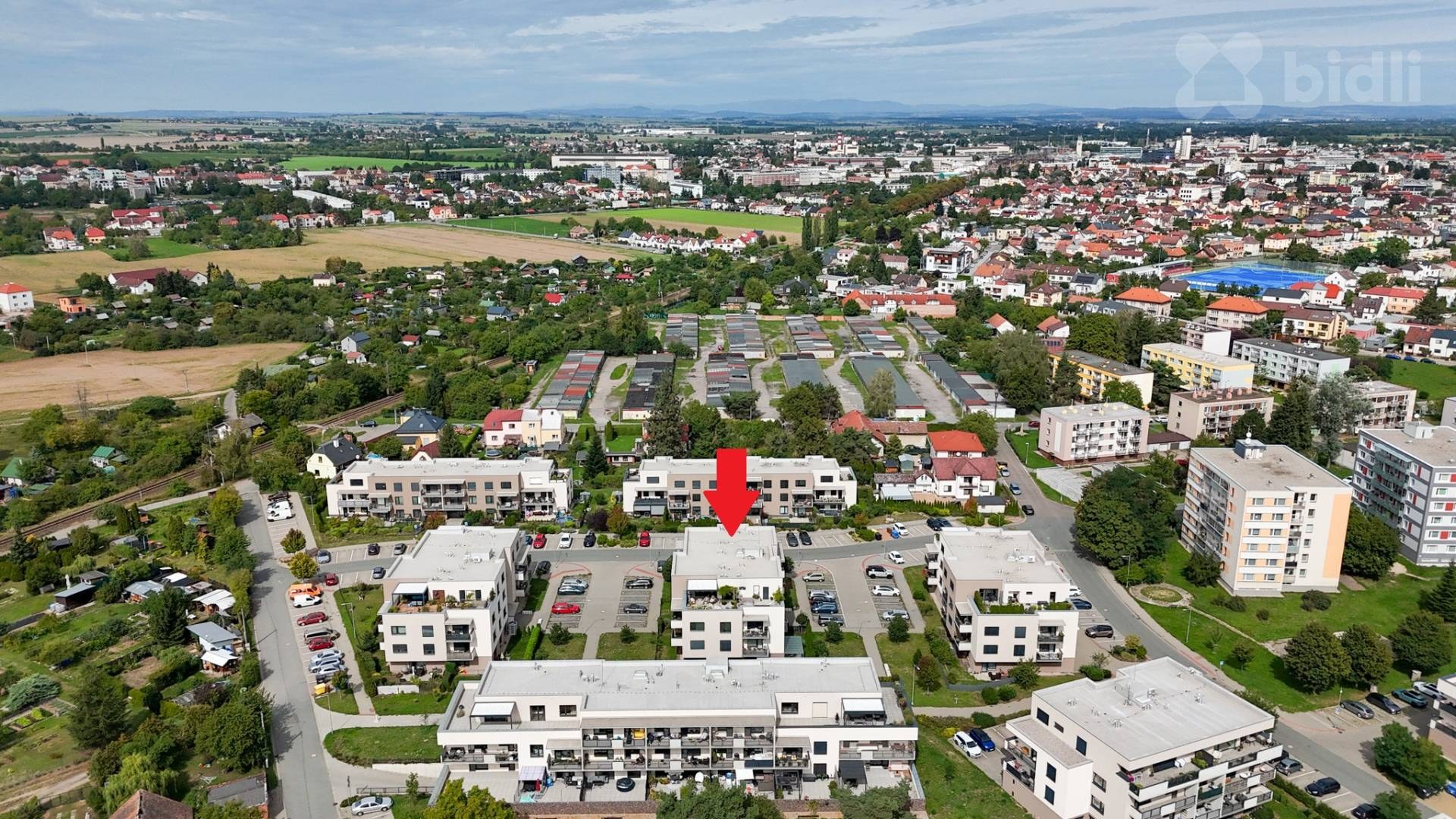 Skutečný letecký pohled na Farářství a Hradec Králové